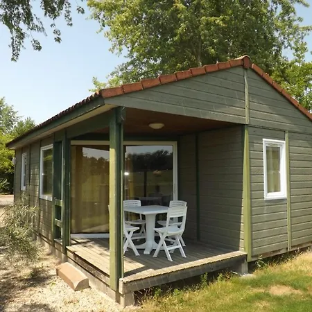 Сasa de vacaciones 4 Pers. Avec Piscine Chauffee, Terrasse Et Tv - Pres De Maurs, Animaux Acceptes - Fr-1-742-536 *