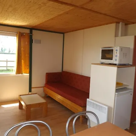 Сasa de vacaciones 4 Pers. Avec Piscine Chauffee, Terrasse Et Tv - Pres De Maurs, Animaux Acceptes - Fr-1-742-536 Maurs