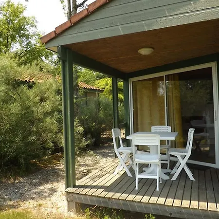 4 Pers. Avec Piscine Chauffee, Terrasse Et Tv - Pres De Maurs, Animaux Acceptes - Fr-1-742-536 Сasa de vacaciones